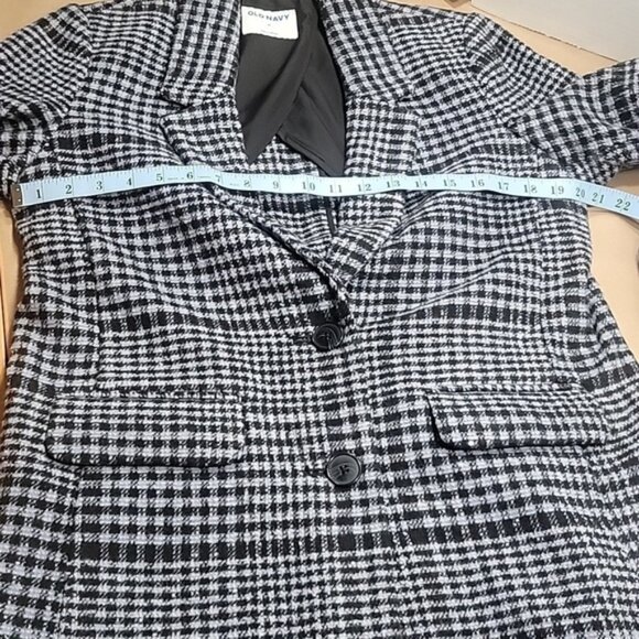 Old Navy, Size M, Soft-Brushed Oversized Blazer, Black, Gray-Blue Plaid, EUC - Picture 6 of 12